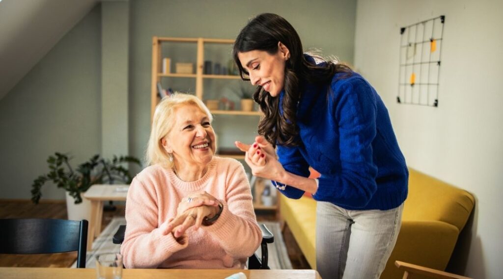 intervenant d'animation senior en ehpad