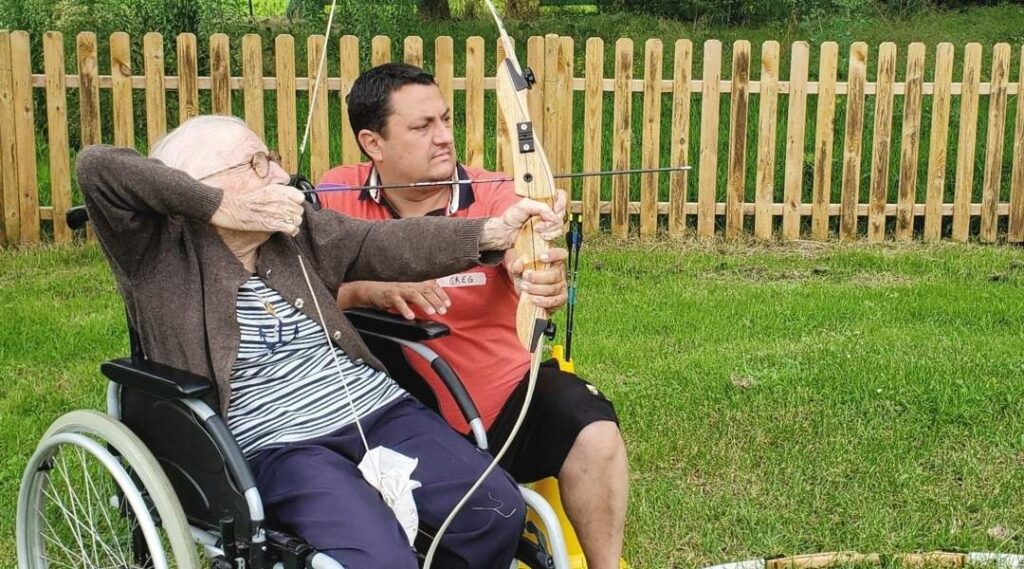 atelier tir à l'arc pour senior en ehpad
