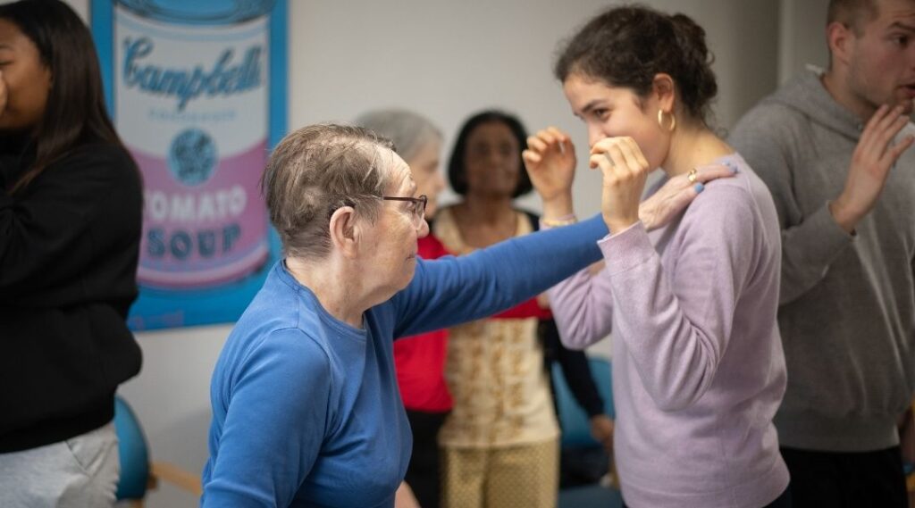 atelier boxe adapté pour senior, intervenant qualifié