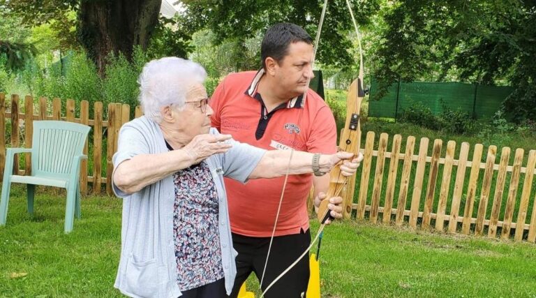 atelier tir à l'arc pour senior en ehpad et résidence