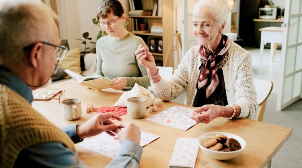 ateliers-sensoriels-pour-stimuler-les-residents-en-ehpad