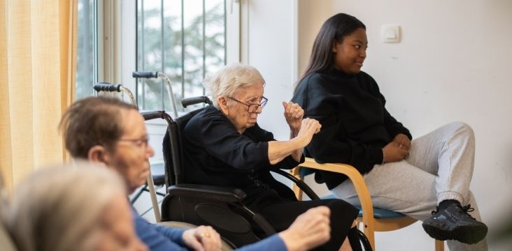 un-senior-qui-fait-ma-boxe-en-residence-senior