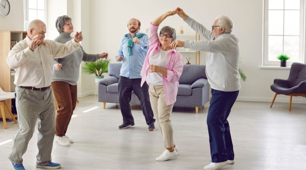 animation-danse-seniors-en-EHPAD-activité-physique-douce